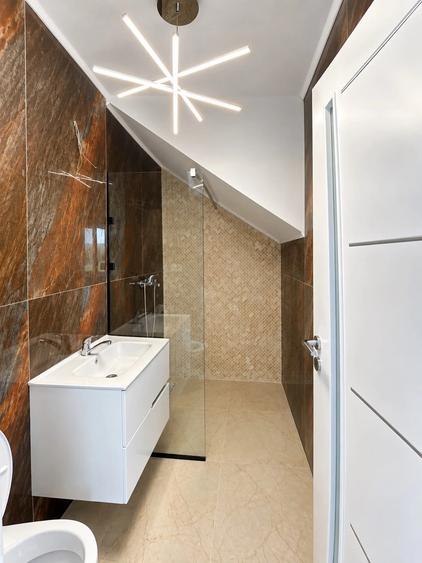 Casă individuală cu 3 camere cu Teren 250 Mp în Valea Adâncă