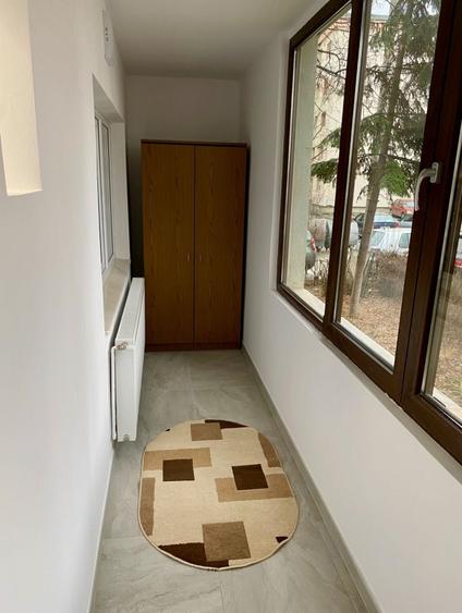 Apartament cu 2 camere decomandat în Popa Șapcă