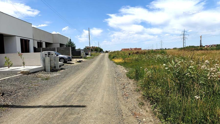 Proprietar vand 2 parcele de teren 714 si 779 mp in Urseni-Mosnita - 3