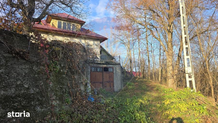 Teren de 10860 mp, în Gălănești