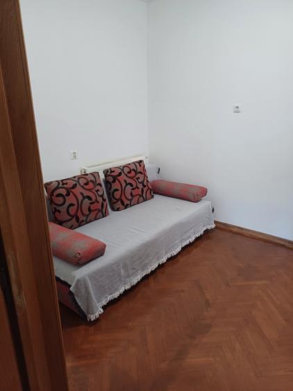 Casă cu 3 camere cu Teren 120 Mp în Brâncoveanu