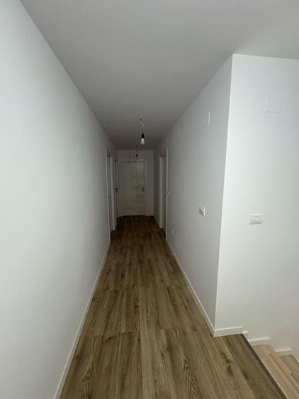Casă cu 4 camere în Ișalnița
