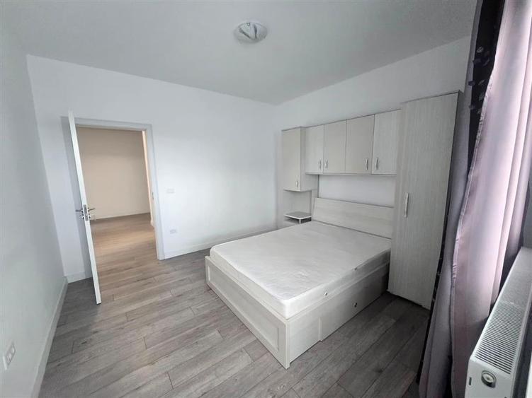 Apartament cu 2 camere decomandat în George Enescu