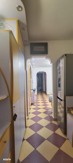 Apartament cu 2 camere semidecomandat în Micro 3