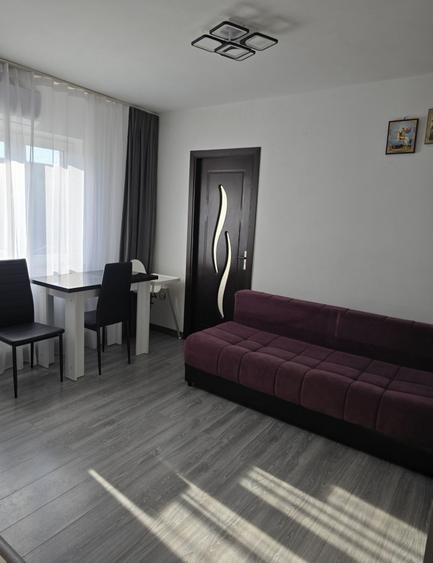 Apartament cu 2 camere semidecomandat în Trivale