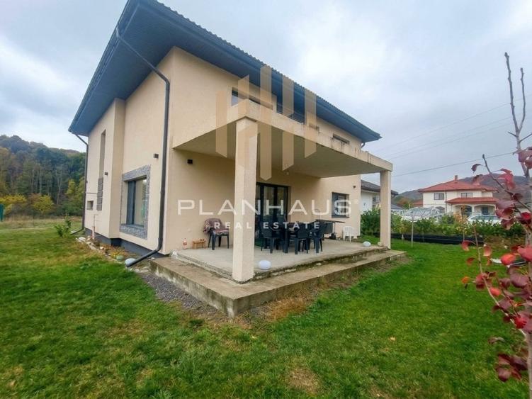 Casă cu 4 camere cu Canalizare în Tăuții-Măgherăuș