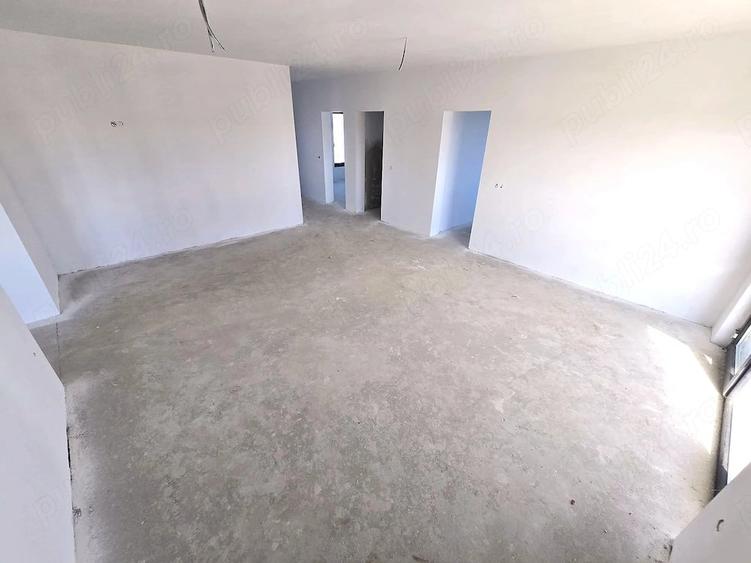 Casă cu 4 camere cu Teren 465 Mp în Odoreu