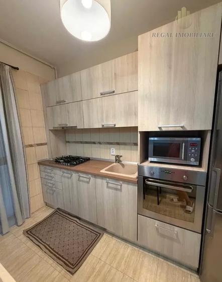 Apartament cu 2 camere decomandat, mobilat în Berceni