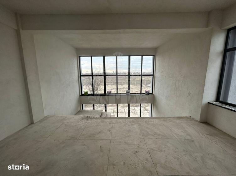 Spațiu comercial, de 1,600 mp, în Bărcănești