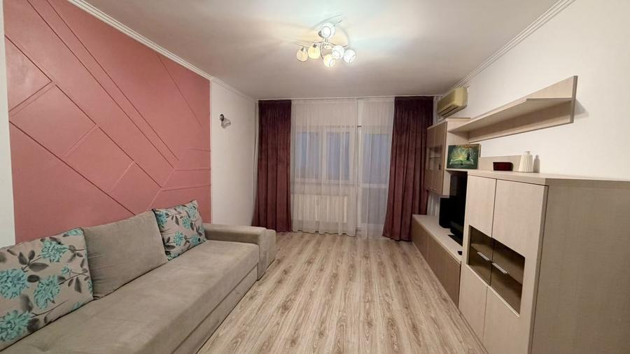Apartament cu 2 camere, mobilat în Banu Manta