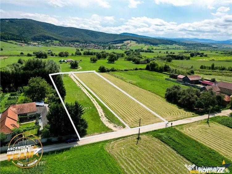 Teren în Lunca Mărcușului