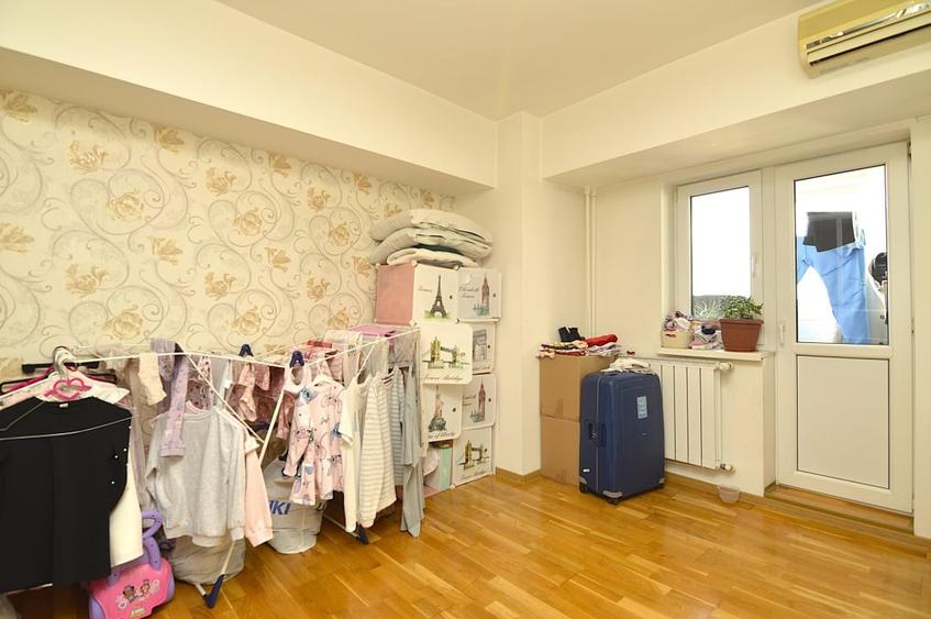 Apartament cu 3 camere decomandat, mobilat în Unirii