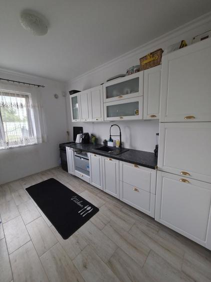 Casă cu 4 camere cu Teren 263 Mp în Utvin