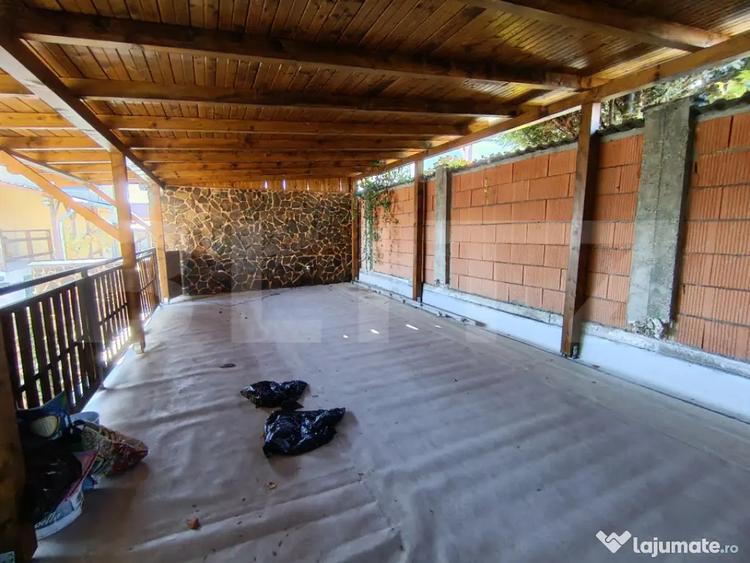 Casă cu 3 camere cu Teren 300 Mp în Central