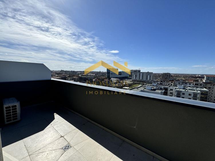 Penthouse cu 3 camere decomandat în Aradului