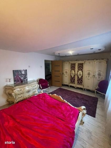 Casă cu 4 camere cu Teren 450 Mp în Central
