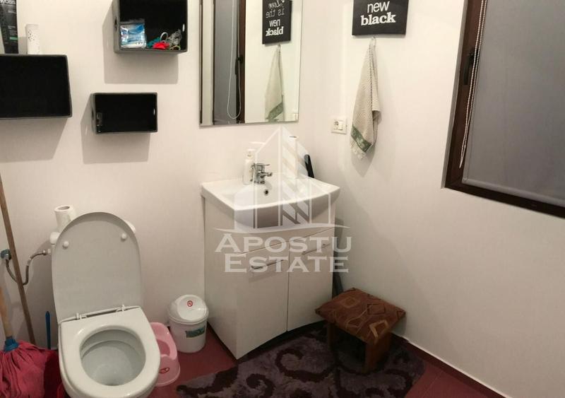 Casă cu 4 camere cu Canalizare în Moșnița Veche
