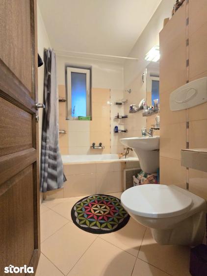 Apartament cu 3 camere în Dristor