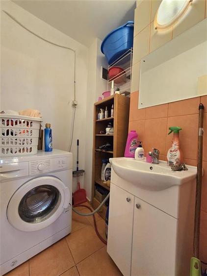Apartament cu 3 camere decomandat în Rogerius