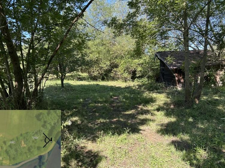 Teren de 11600 mp, în Ceuaș