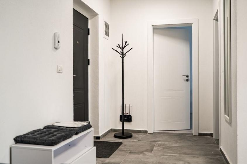 Apartament cu 2 camere decomandat în Dumbrăvița