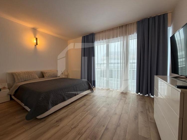 Apartament cu 5 camere decomandat, mobilat în Bună Ziua