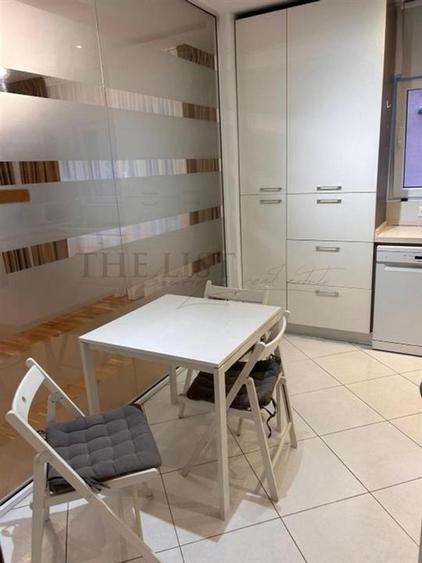 Apartament cu 4 camere decomandat, mobilat în Pipera