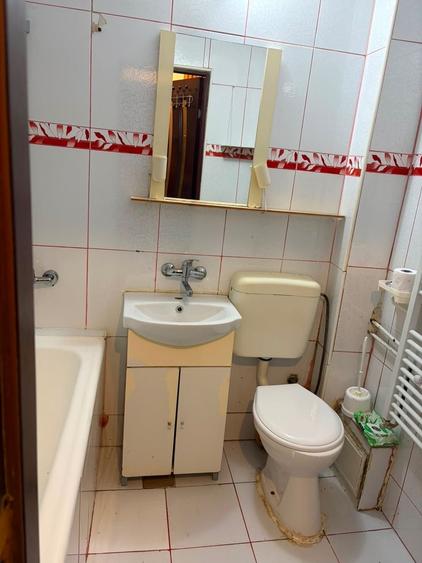 Apartament cu 2 camere nedecomandat în Micro 14