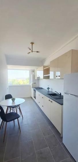 Apartament cu 2 camere decomandat, mobilat în Chitila