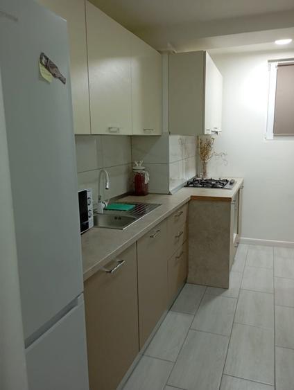 Apartament cu 2 camere semidecomandat în Ultimul leu