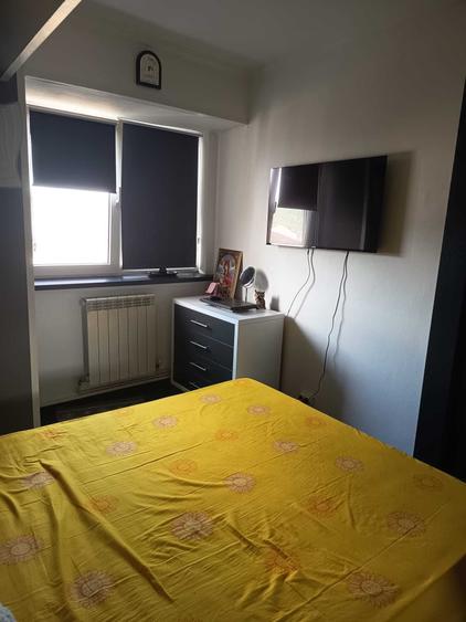 Apartament cu 2 camere semidecomandat în Ostroveni