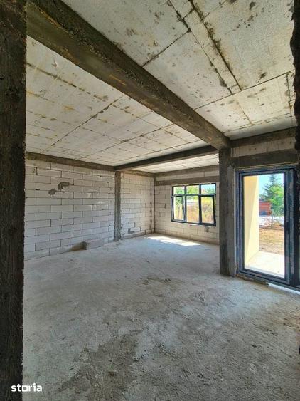 Vila P+1 cu 4 Camere | Lumina - 11