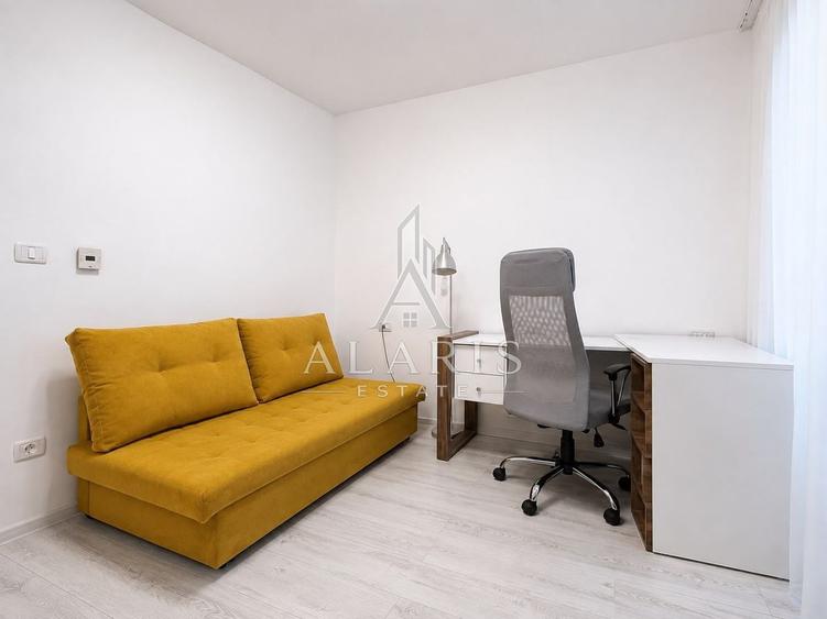 Apartament cu 3 camere semidecomandat, mobilat în Soarelui