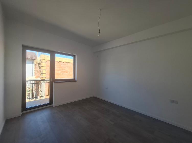 Duplex cu 5 camere cu Canalizare în Bragadiru