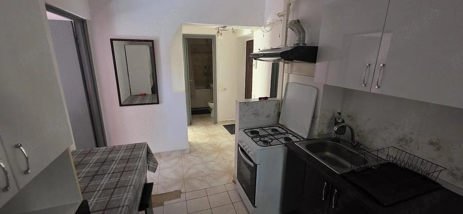 Apartament cu 2 camere decomandat în Gruia