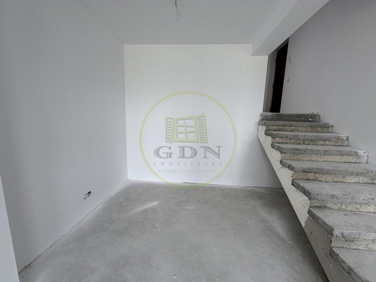 Apartament cu 3 camere decomandat în Apahida