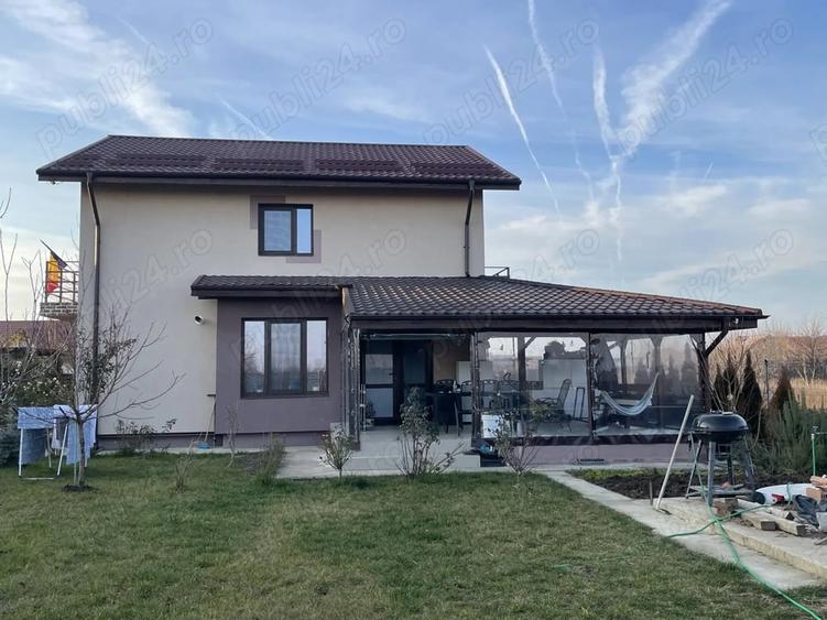 Casă cu 4 camere cu Teren 900 Mp în Vârteju