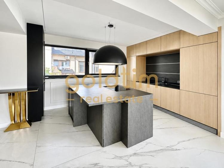 Duplex cu 4 camere cu Canalizare în Pipera