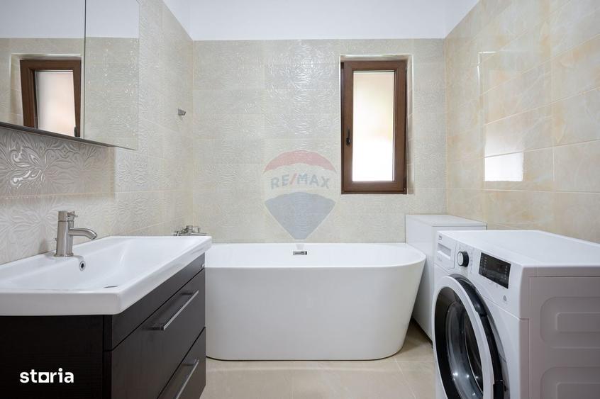 Casă cu 4 camere în Centură