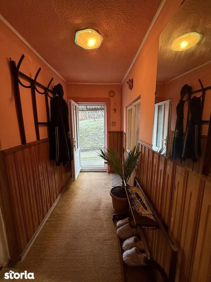 Casa demolabila ?i teren 800mp cu toate utilita?ile deschidere 26,5mp - 3
