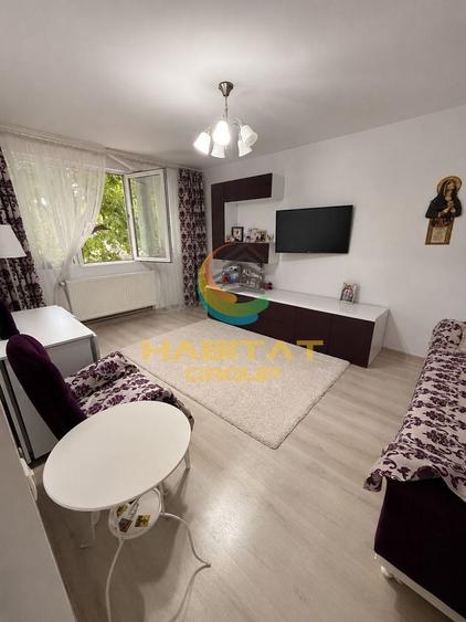 Apartament cu 3 camere decomandat, mobilat în Apărătorii Patriei