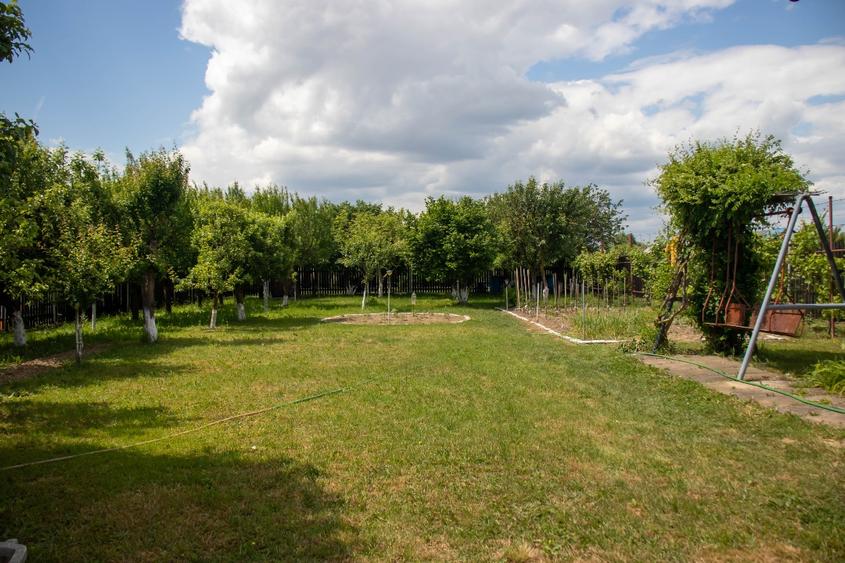 Casă individuală cu 3 camere cu Garaj în Coltău