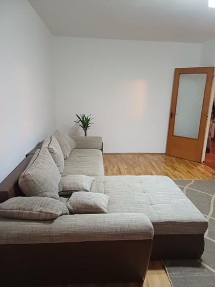 Garsonieră decomandată în Uverturii