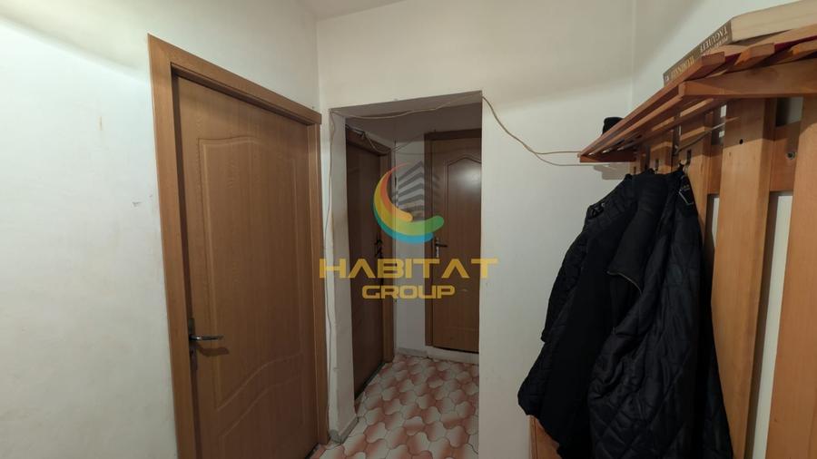 Apartament cu 4 camere semidecomandat în Brâncoveanu
