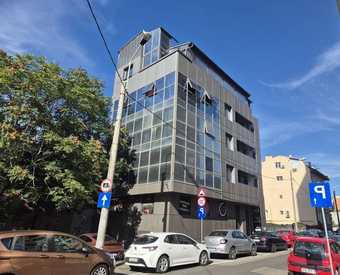 Birou, de 680 mp, în Pache Protopopescu