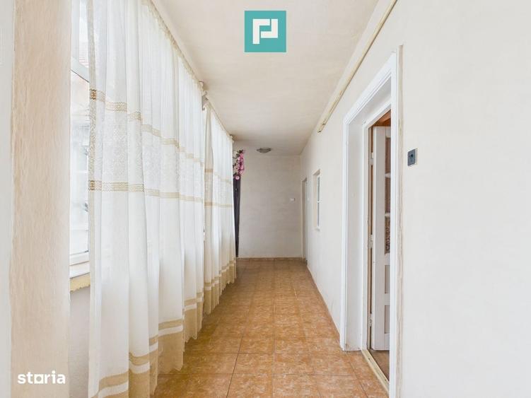 Casă cu 4 camere în Central