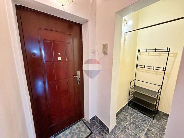 Apartament cu 2 camere de închiriat în zona UTA - 12