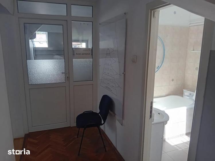 Spațiu comercial, de 332 mp, în P-ța Muncii