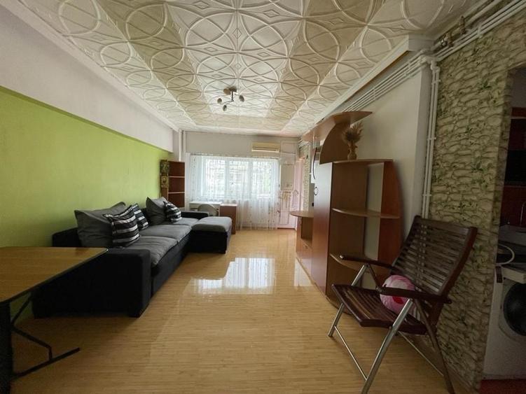 Apartament cu 2 camere decomandat în Gara