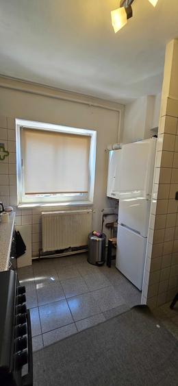 Apartament cu 4 camere decomandat în 9 Mai